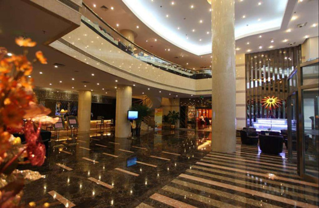 西安亞丁灣商務酒店