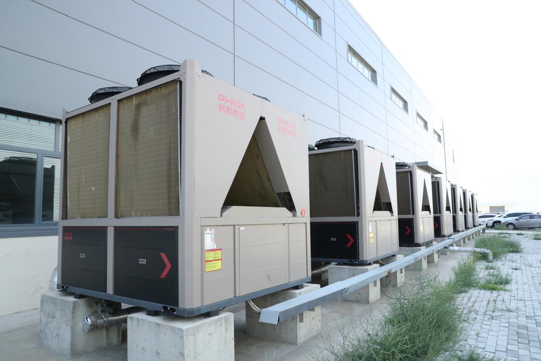 案例分享｜空氣源熱泵為10000m2、18m高的廠房提供冬季作業采暖需求，效果顯著！